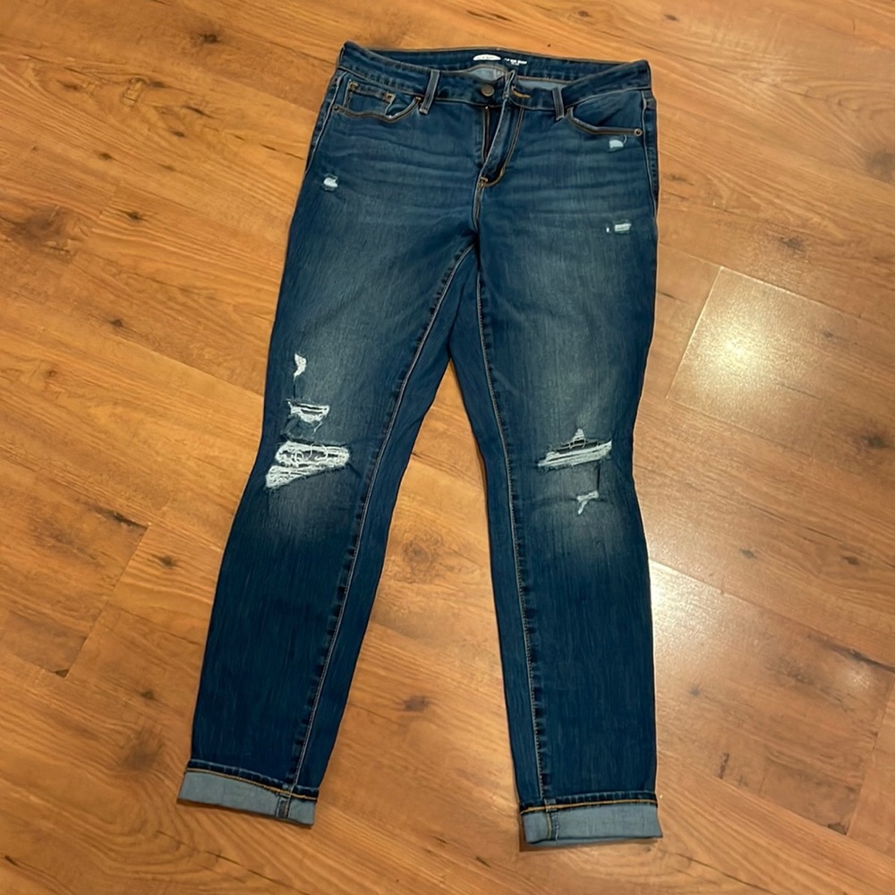 Old Navy Pop Icon Skinny Destructed Jeans